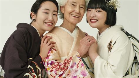 Applications Closed【kimono】a 90 Minute Experience Of Beautiful Japanese Culture【free Online Event】