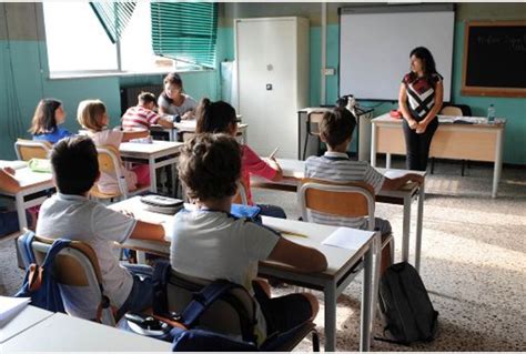 Istat In Italia Aumenta Il Tasso Di Abbandono Scolastico Tiscali Notizie