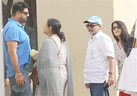 Shahid Kapoor parents arrive at the venue pics “ IndiaTV News – India TV