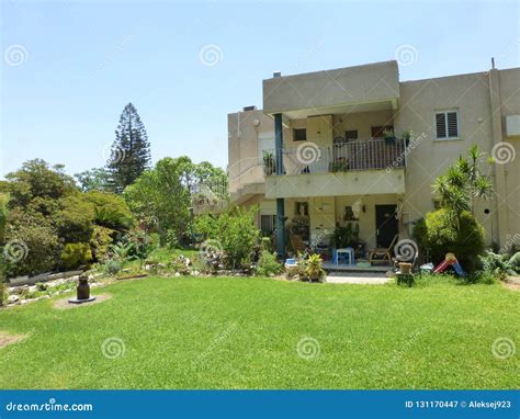 House at Kibbutz Ein Gedi at the Dead Sea Stock Image - Image of palm ...