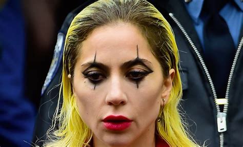 Lady Gaga Steps Out As Harley Quinn In Full Costume Makeup In Joker