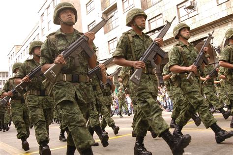 Los Contrastes Del Ejército Mexicano A 100 Años De Su Fundación 1a Parte Identidades México