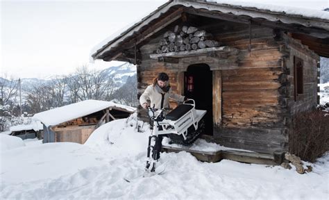 Santas Reindeer Have Nothing On An Electric Mountain Taming Moonbike