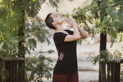 Yoga Hormonal Prenez le contrôle de votre ménopause