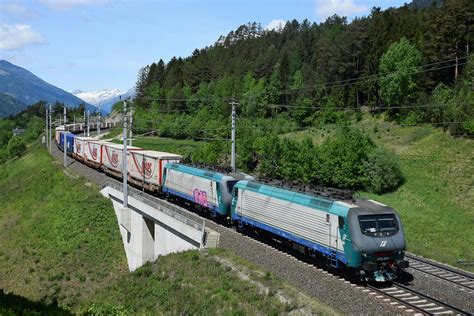 E412 004 + E412 008, TEC 41871. Pusarnitz | Martin Kolenig | Flickr
