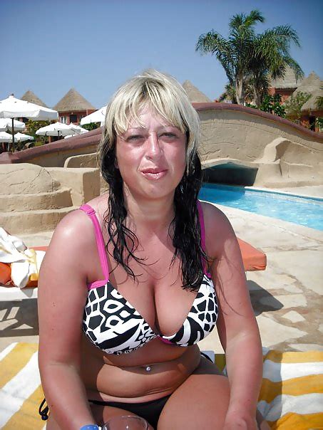 MILF And Friend Porn Pictures XXX Photos Sex Images 1704229 PICTOA