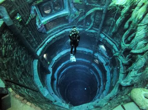 Dubai's 'Sunken City' is The Deepest Swimming Pool on The Planet! | Al ...