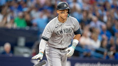 Aaron Judge Controversy With Toronto Blue Jays Sparked Over Glance