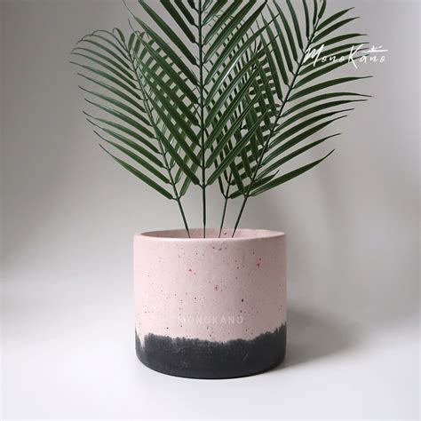 Jual Pot Tanaman Besar Terrazzo D15 Waterproof Misty Rose Black