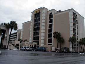 Ocean Crest Inn and Suites - Myrtle Beach, South Carolina