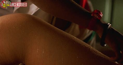 Naked Rosie Perez In Do The Right Thing