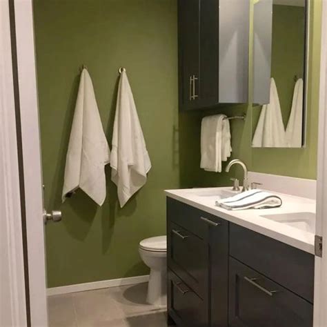 Benjamin Moore Aventurine Vs Benjamin Moore Hillside Green Color