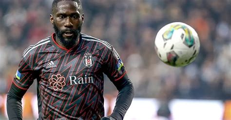 Beşiktaş ta Masuaku için ayrılık iddiası Bursa Hakimiyet