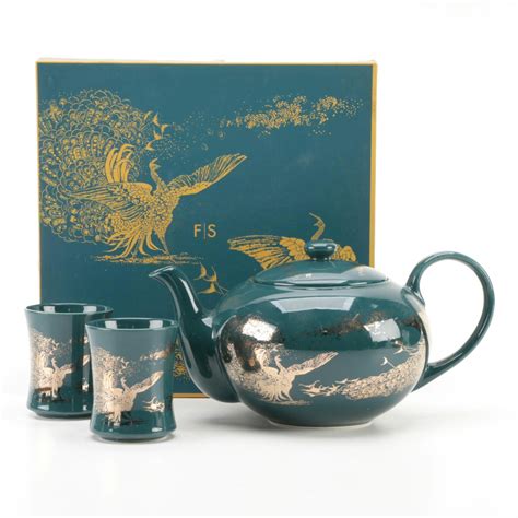 Smithsonian Museum Freer Sackler "The Peacock Room" Teapot and Cups | EBTH