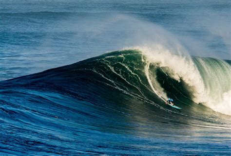 Surf ce que l on sait de la mort de l hawaïen Mikala Jones CNEWS