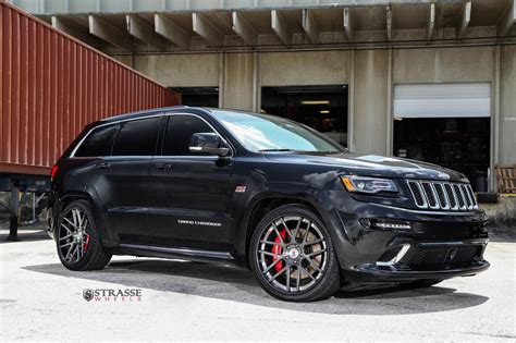 Jeep Grand Cherokee SRT | Proper American MuscleStrasse Wheels – High Performance & Luxury Wheels