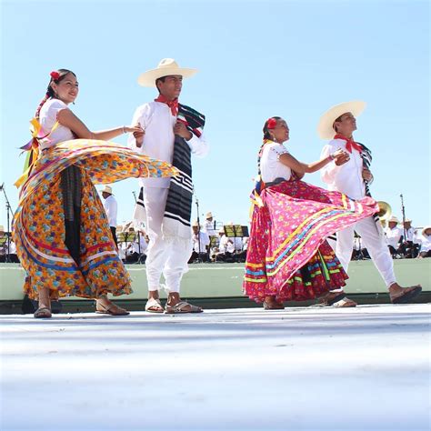 Guelaguetza En Oaxaca Festejo Lleno De Cultura Y Magia