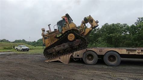 Dozer Besar D9r Without Blade Giant Machinery Bulldozer Load On Lowboy