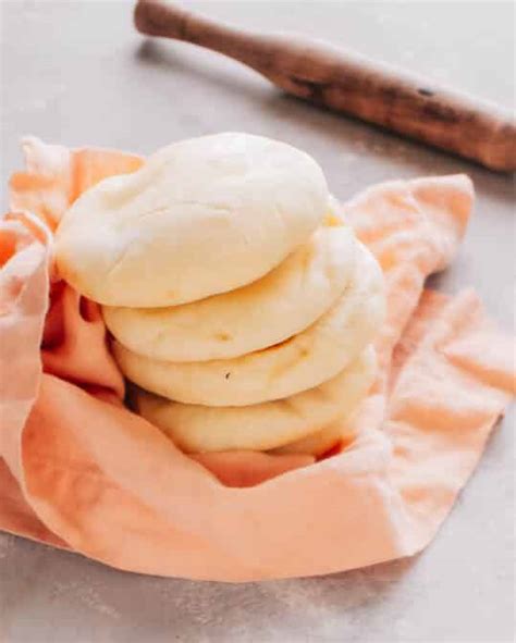 Turkish Bread Soft Fluffy And So Easy Foodess