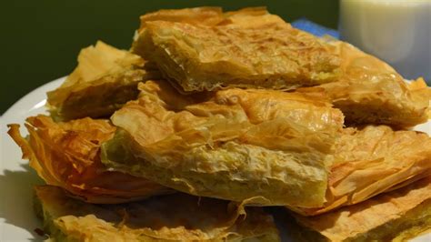 Potato Pie With Phyllo Dough Potato Pastry Potato Borek Youtube