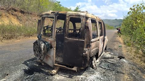 Carro Que Seguia Para Pedro Ii Pega Fogo E Fica Completamente Destru Do