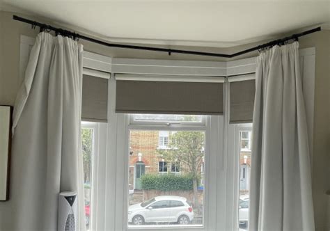 Using A Flexible Curtain Track For Your Bay Window