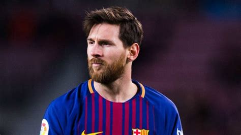 Redes Del Fc Barcelona Arden Con El Tanga De La Mujer De Messi