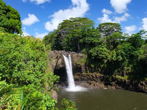 Rainbow Falls, Hawaii - Hawaii Travel Guide