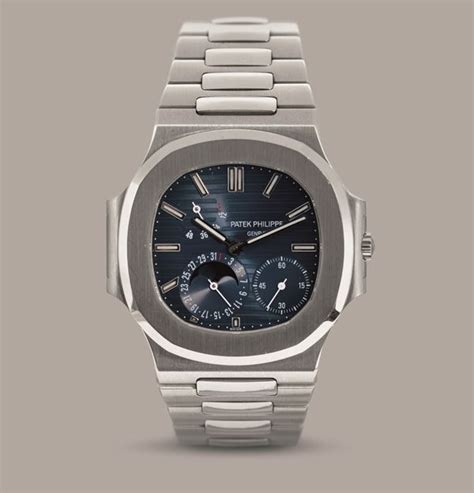 Patek Philippe Nautilus Ref In Acciaio Con Fasi Lunari Riserva