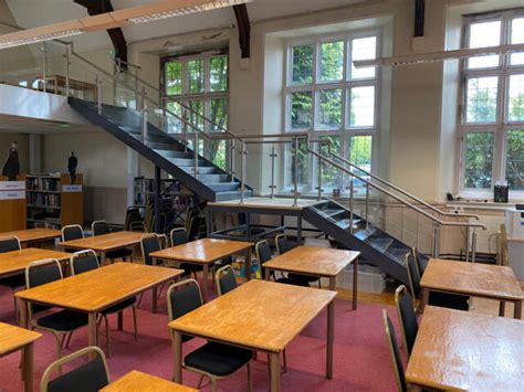 Crompton House C Of E School Mezzanine Floor Doity