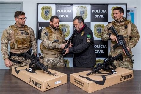 50 FUZIS Delegado Geral Repassa Armas De Grosso Calibre Para DRACO E