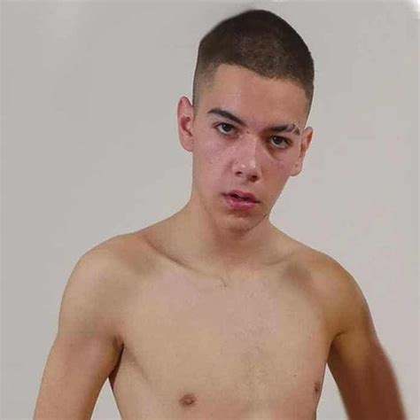 Gay Spanish Twink Ares Reiv Strokes Big Cock Boyfun Piercing Masturbation Porn Xhamster