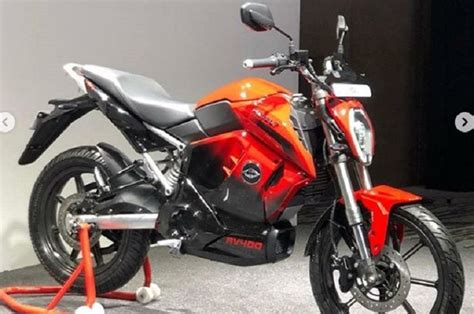 Usung Konsep Naked Bike Motor Listrik Revolt RV400 Akhirnya Diluncurkan Berminat Motorplus