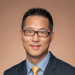 Dr Eric Lee MD Commerce CA Internal Medicine