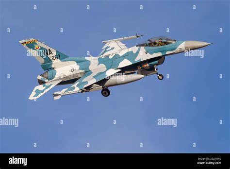 An Aggressor U S Air Force F 16C Fighting Falcon Stock Photo Alamy