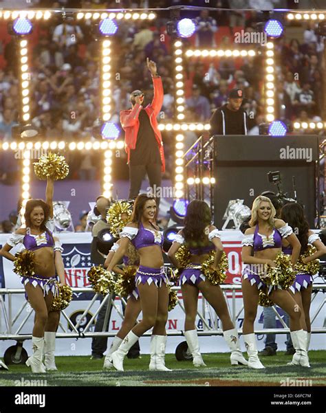 Minnesota Vikings Cheerleaders Halloween