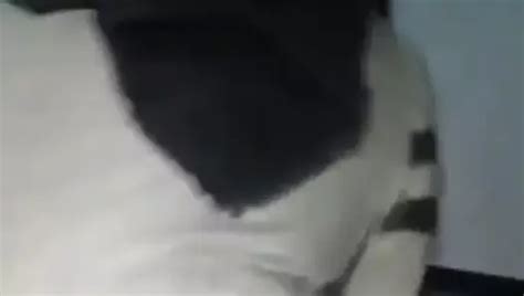 MILF Melayu Tudung Merah Ditangga Free Porn XHamster XHamster