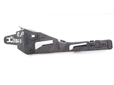 Used Porsche Cayenne Front bumper bracket 7P5807050