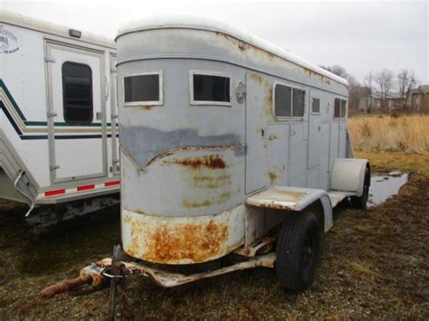 Pin By Jim Alvarez On Horse Trailer Horse Trailers Retro Trailers