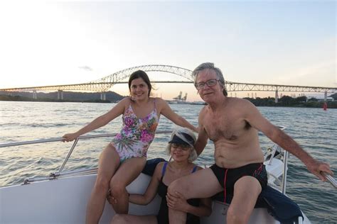 Half Day Private Cruising And Fishing Tour At Panama Bay