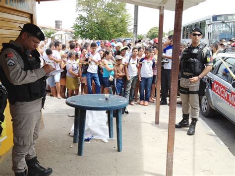 G1 Motorista de transporte alternativo é assassinado em Santa Rita