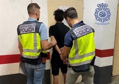 Detenidos Dos Varones En Sevilla Por Cuatro Agresiones Sexuales En El