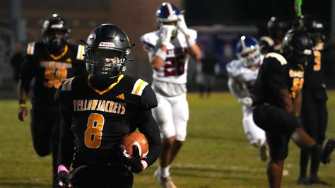 KHSAA football: Central defeats CAL in battle of 3A powerhouses