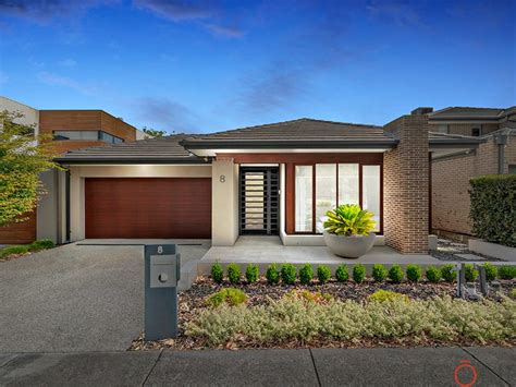 8 Pine Park Drive Wollert Vic 3750 Property Details