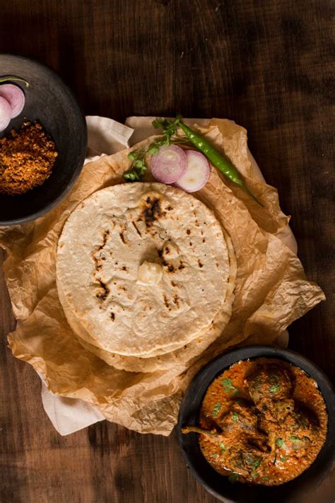 jolada rotti  north karnataka specialty rice flour roti  curry