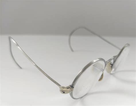 1900s Silver Round Rimmed Eyeglasses Frames Gem