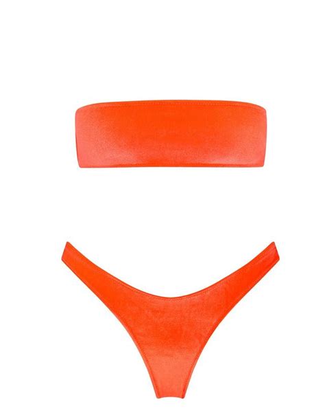 Alessandra Ambrosio Strips Down To Her Skimpy Bikini During Brazilian Beach Vacation Daily