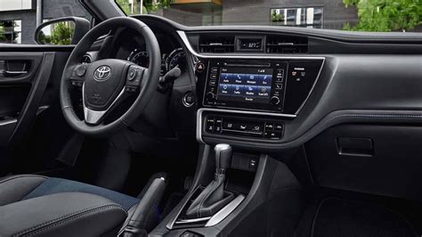 Learn About The Well-Appointed 2017 Toyota Corolla | Brent Brown Toyota