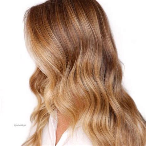 11 Golden Blonde Hair Ideas And Formulas Wella Professionals Warm