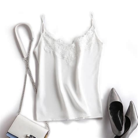 Pyjamas en satin New Sexy Fashion Silk Sling Lingerie Sous vêtements Vêtements de nuit S XXL